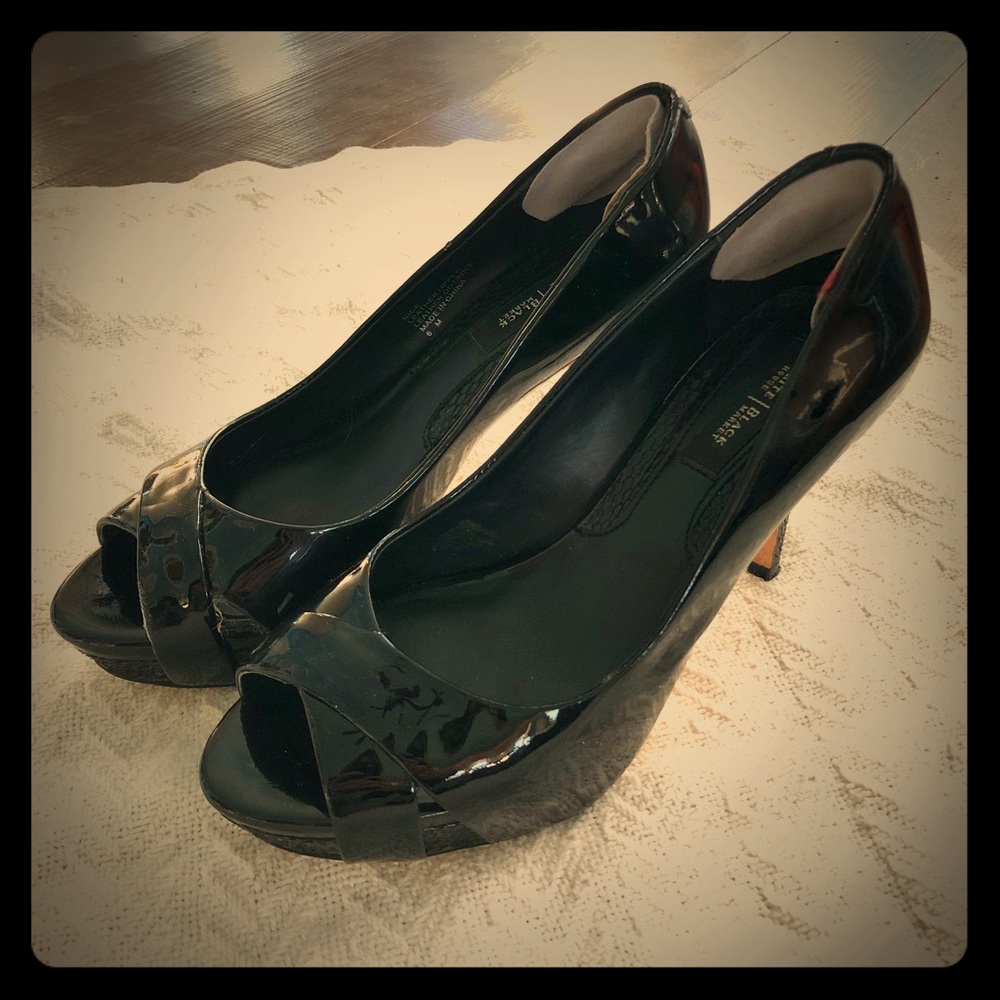 PATENT LEATHER PUMPS ✨ White House Black Market